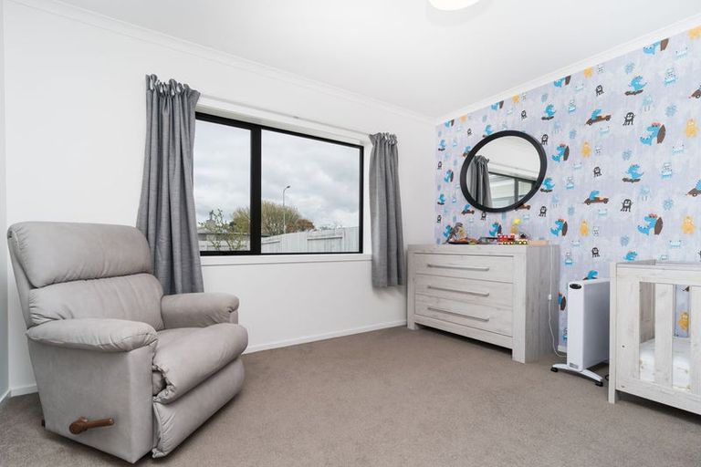 Photo of property in 6 Wescombe Grove, Feilding, 4702