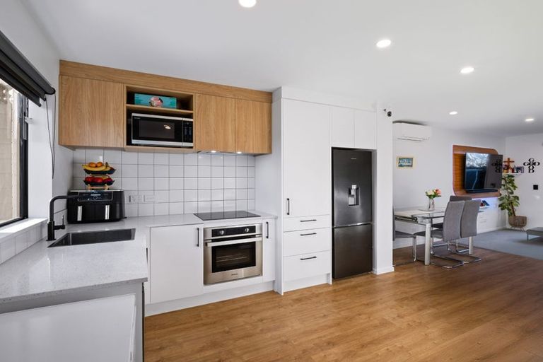 Photo of property in 55 Miromiro Street, Broomfield, Christchurch, 8042