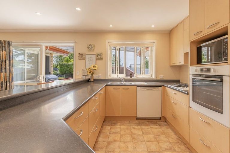 Photo of property in 324a Halswell Road, Halswell, Christchurch, 8025