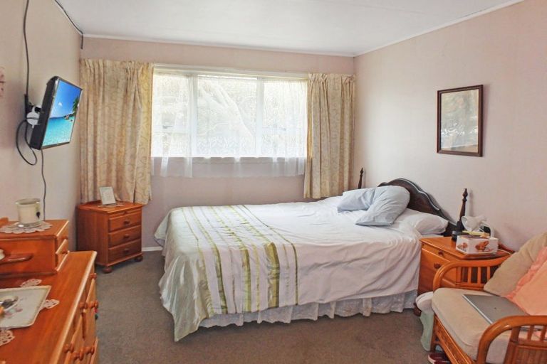 Photo of property in 14 Mack Street, Foxton Beach, Foxton, 4815