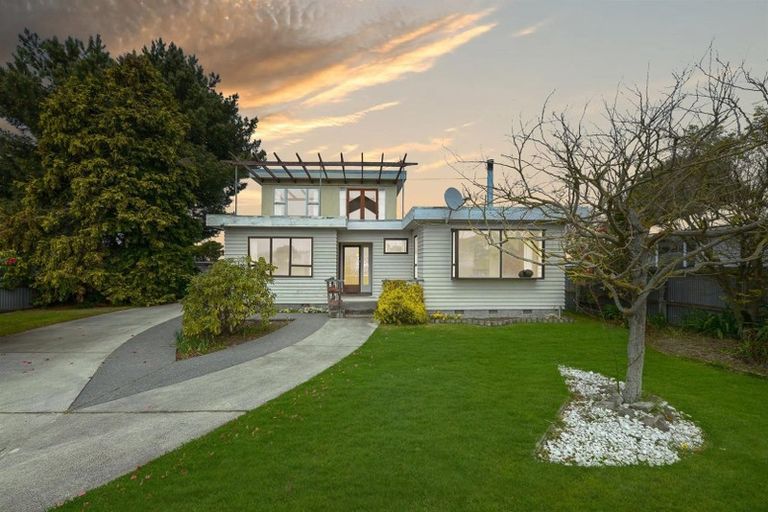 Photo of property in 8 Travis Road, Burwood, Christchurch, 8083