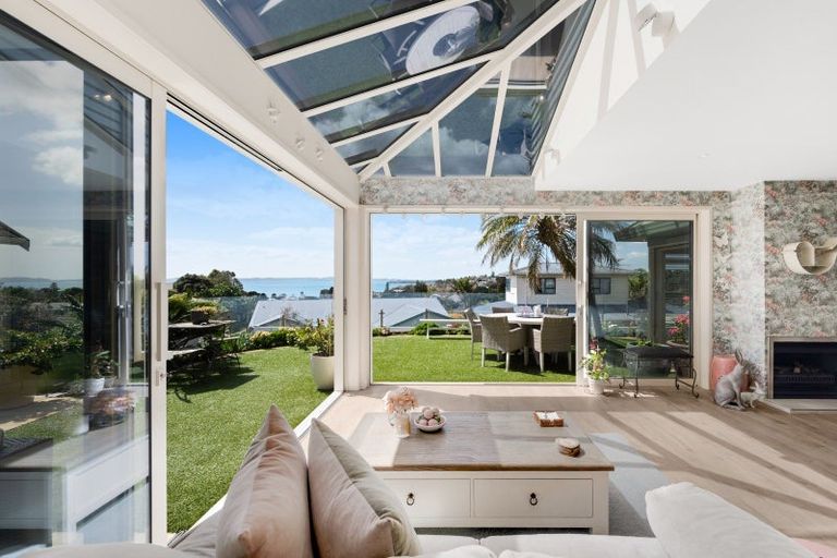 Photo of property in 44a Cook Street, Howick, Auckland, 2014