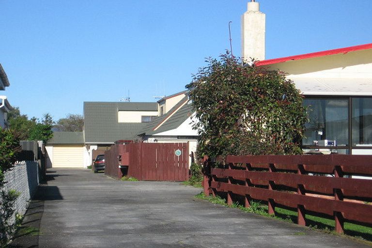Photo of property in 1 Jarrett Court, Roslyn, Palmerston North, 4414