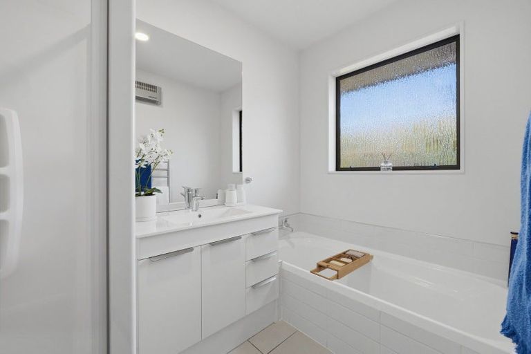 Photo of property in 49 Kedleston Drive, Avonhead, Christchurch, 8042