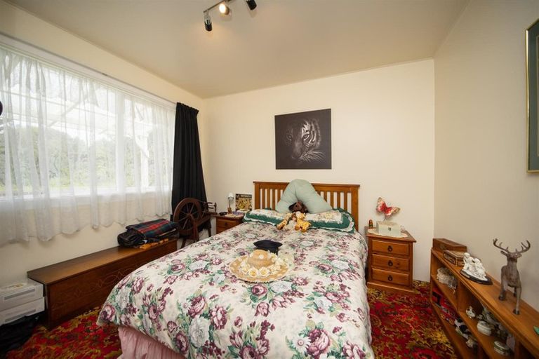 Photo of property in 37 Station Road, Marton, 4710