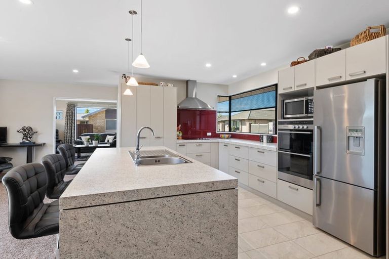 Photo of property in 7 Glen Kerran Close, Broomfield, Christchurch, 8042