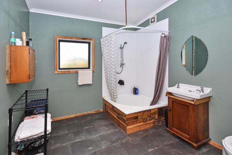 Photo of property in 28 Johnson Street, Tuakau, 2121