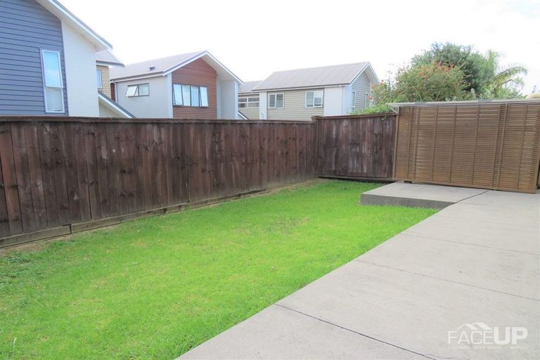 Photo of property in 23 Lester Street, Hobsonville, Auckland, 0616