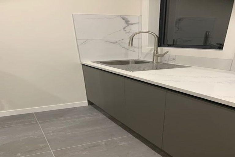 Photo of property in 16 Bushfield Drive, Flat Bush, Auckland, 2019
