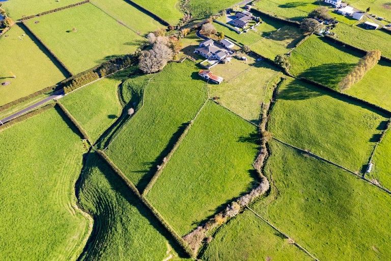 Photo of property in 241 Warwick Road, Stratford, 4391