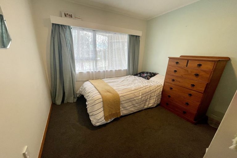 Photo of property in 20 Keats Crescent, Stoke, Nelson, 7011