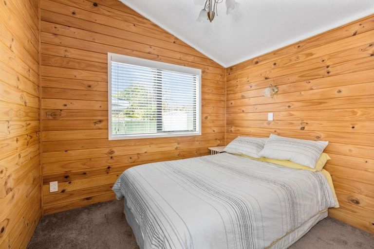 Photo of property in 72a Avondale Road, Taradale, Napier, 4112
