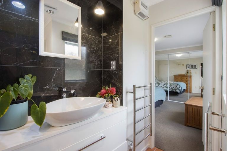 Photo of property in 236 Tanners Point Road, Tanners Point, Katikati, 3177