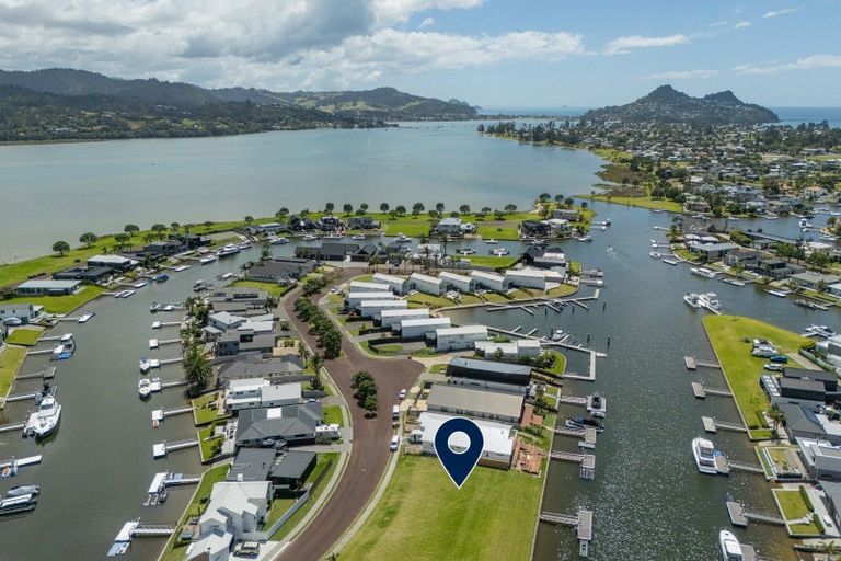 Photo of property in 112 Motu Hei, Pauanui, Hikuai, 3579