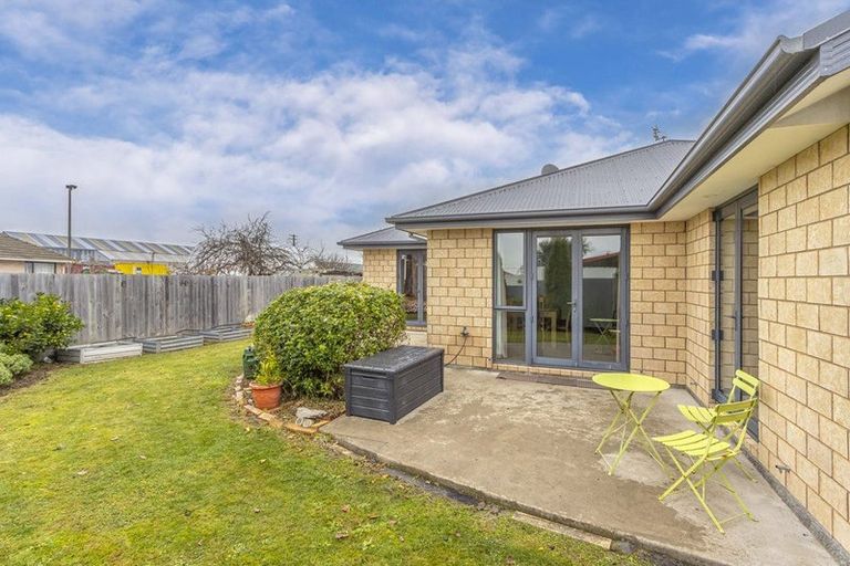 Photo of property in 25 Roberts Road, Hei Hei, Christchurch, 8042