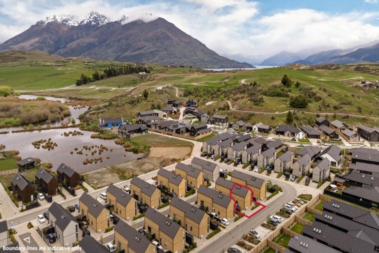 Photo of property in 62 Casterway Crescent, Jacks Point, 9371