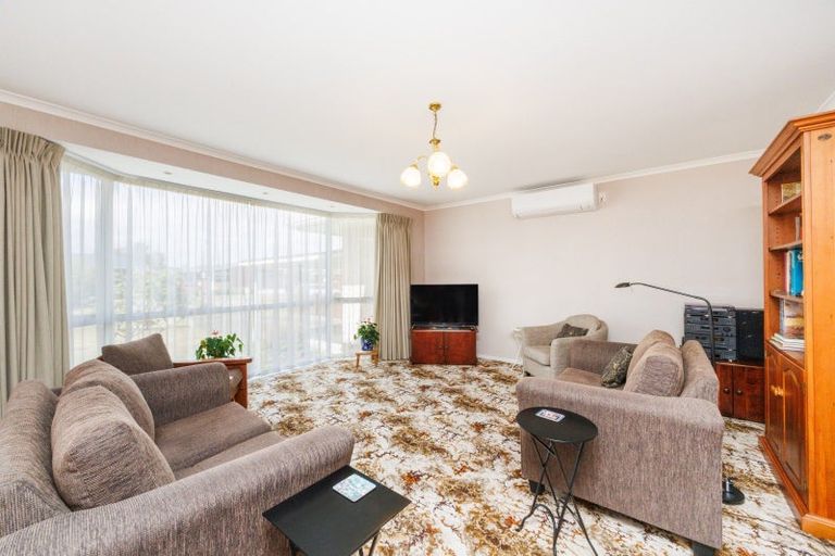 Photo of property in 28 Kennedy Avenue, Feilding, 4702