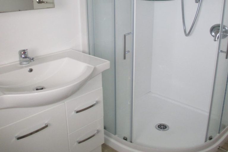 Photo of property in 38u3 Smith Street, Frankton, Hamilton, 3204