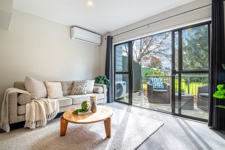 Photo of property in 69 Malaspina Place, Papatoetoe, Auckland, 2025
