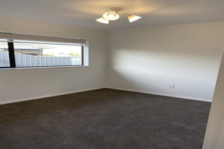 Photo of property in 17 Tui Mill Grove, Feilding, 4702