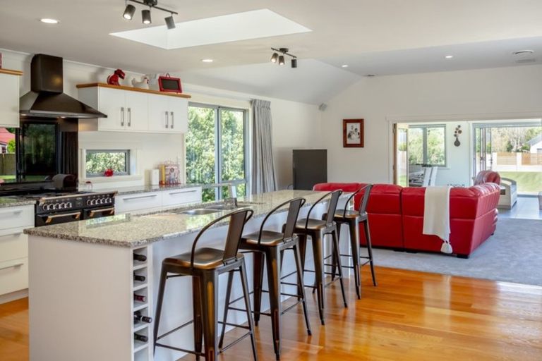 Photo of property in 81 Reading Street, Greytown, 5712