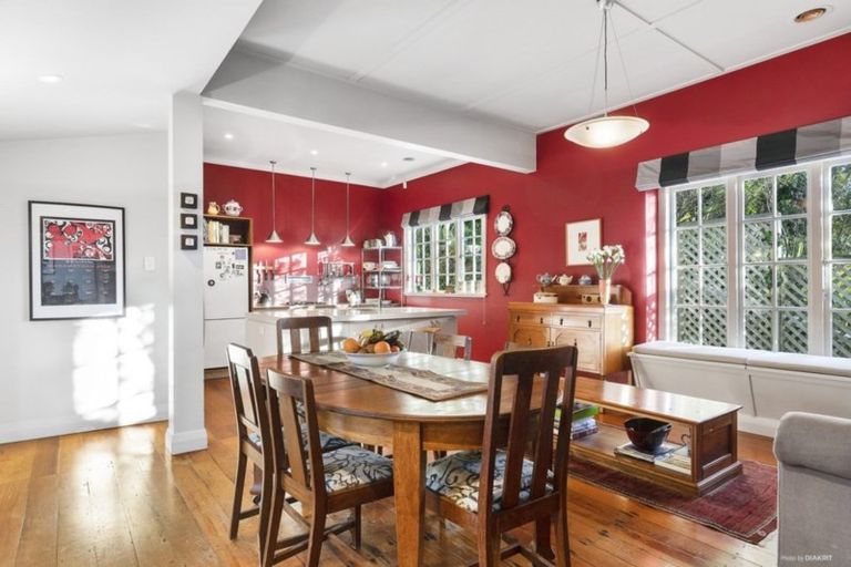 Photo of property in 212 Barnard Street, Wadestown, Wellington, 6012