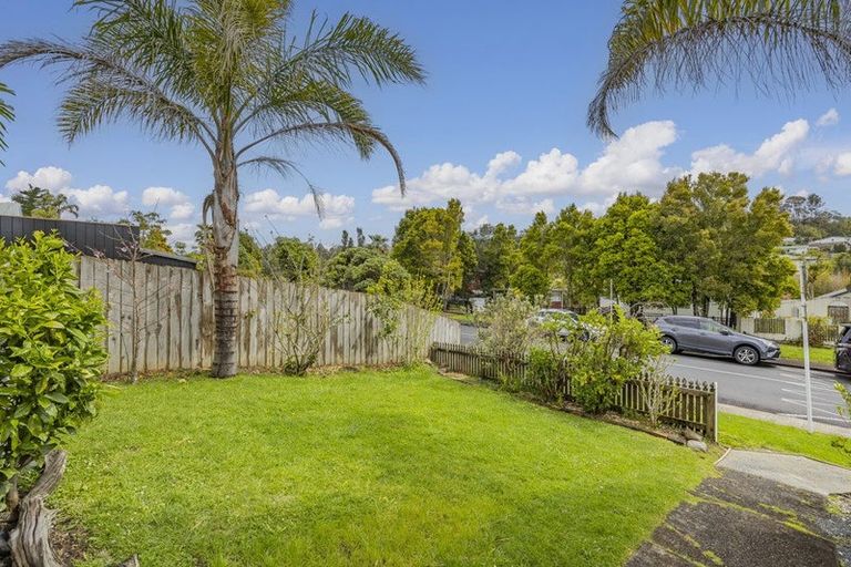 Photo of property in 46 Awaruku Road, Torbay, Auckland, 0630