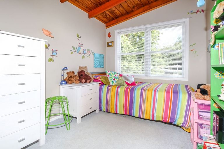 Photo of property in 3 Crompton Road, Massey, Auckland, 0614