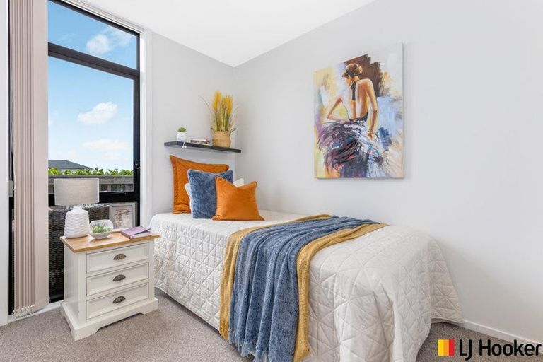 Photo of property in 11 Kapuarangi Lane, Papakura, 2110