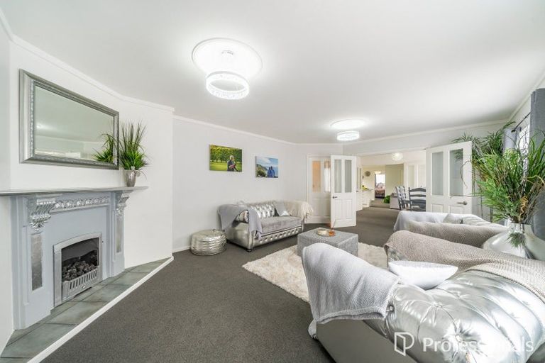 Photo of property in 10 Cottle Heath Close, Manor Park, Lower Hutt, 5019