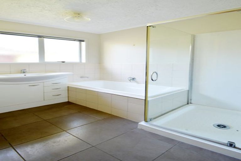 Photo of property in 339 Whitford Road, Whitford, Howick, 2571