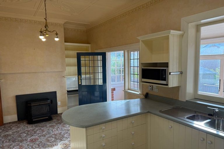 Photo of property in 81 Norfolk Street, Saint Clair, Dunedin, 9012