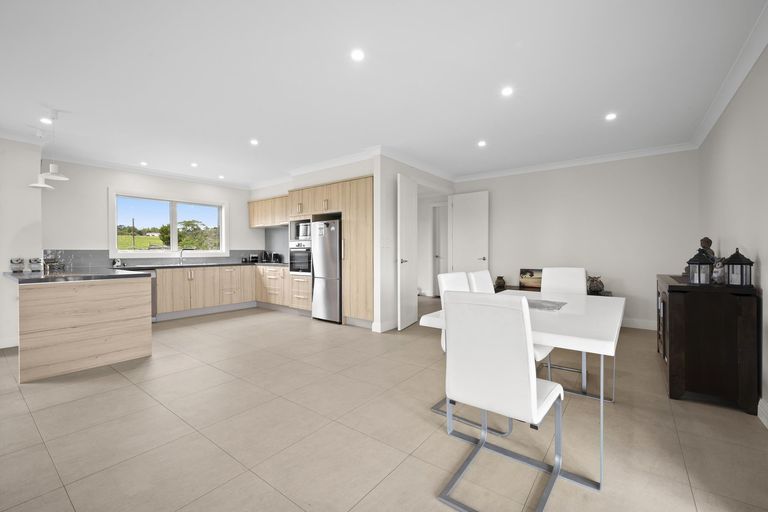 Photo of property in 3 Sands Road, Waiuku, 2681