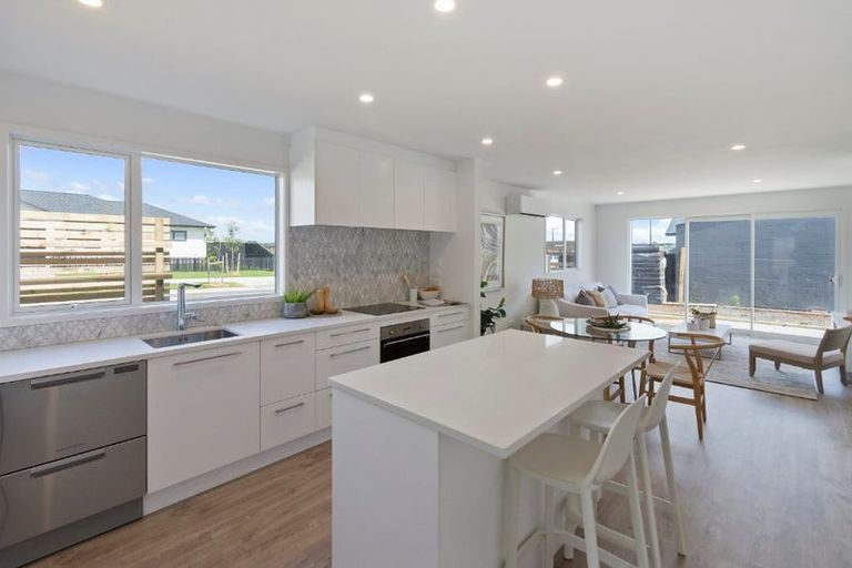 Photo of property in 27 Jutland Road, Pukekohe, 2120