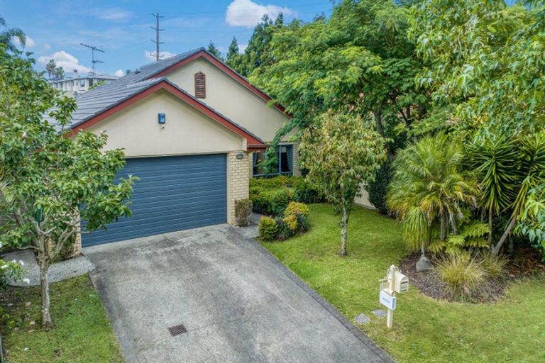 Photo of property in 13 Kristin Lane, Albany, Auckland, 0632