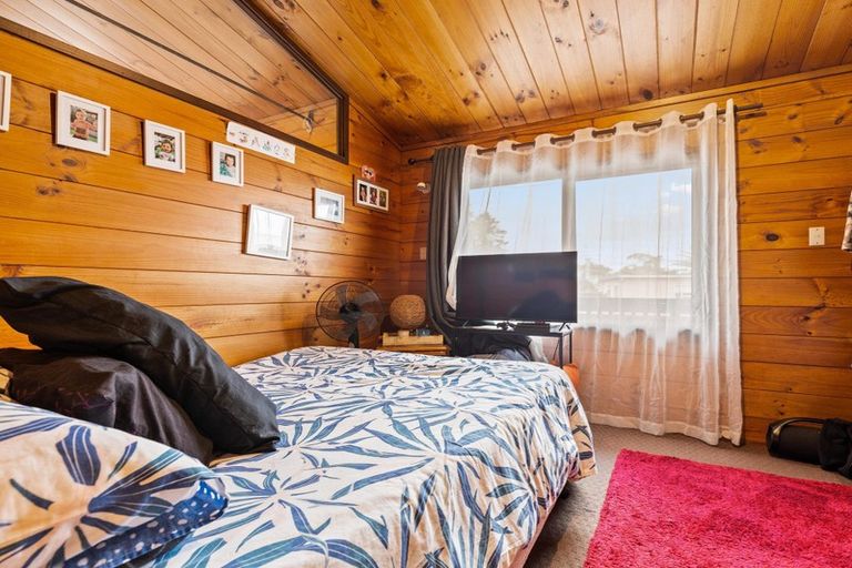 Photo of property in 56 Makora Road, Massey, Auckland, 0614