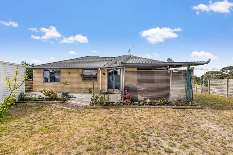 Photo of property in 1 Bream Bay Drive, Ruakaka, 0116