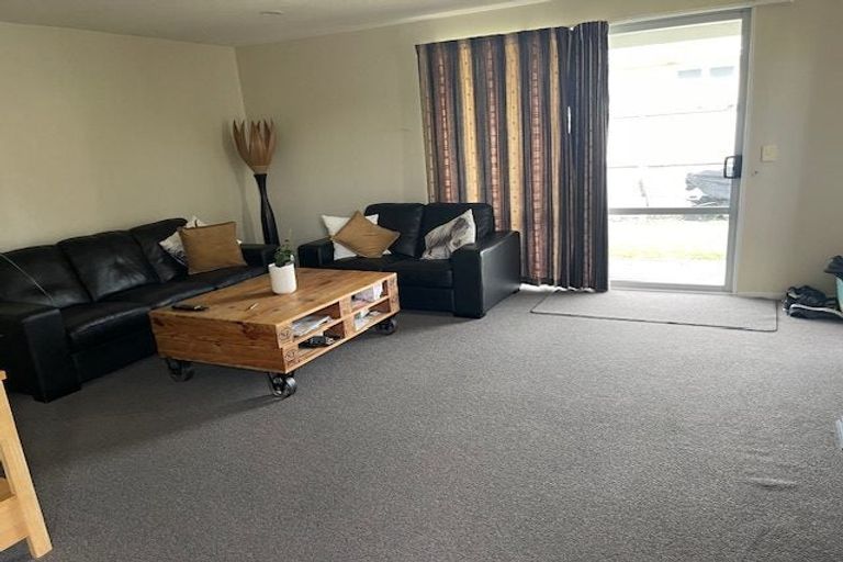Photo of property in 32 Rata Street, Rangiora, 7400