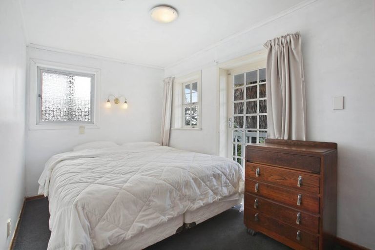 Photo of property in 85 Glengarry Road, Glen Eden, Auckland, 0602