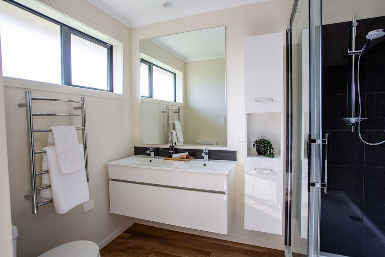 Photo of property in 7 Devon Lane, Carterton, 5713