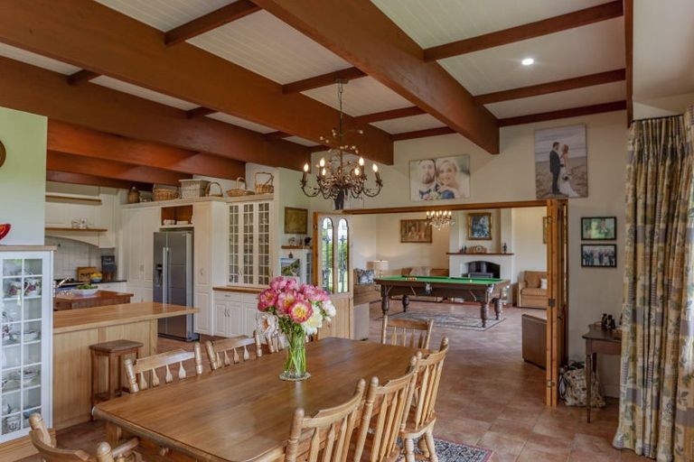 Photo of property in 295 Porangahau Road, Waipukurau, 4282