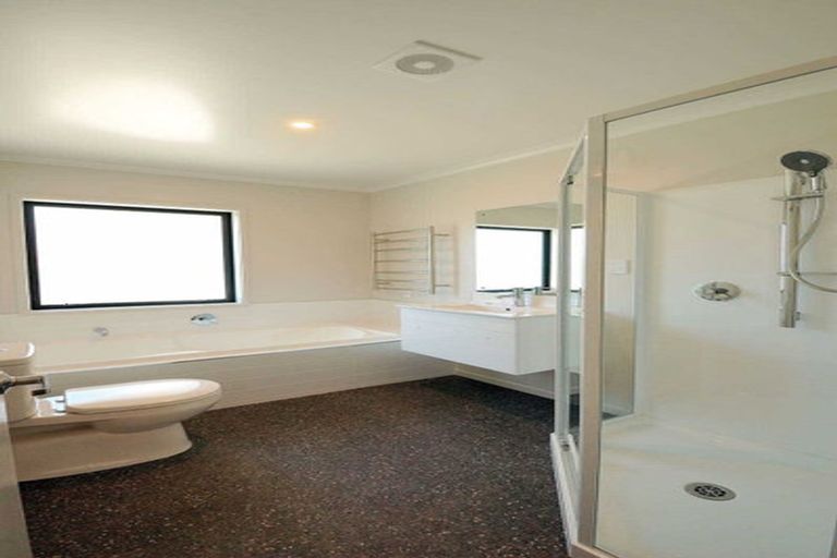 Photo of property in 10 Pohe Street, Wigram, Christchurch, 8042