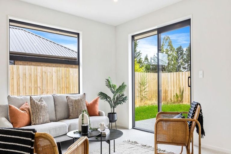 Photo of property in 1 Ella Street, Rolleston, 7614