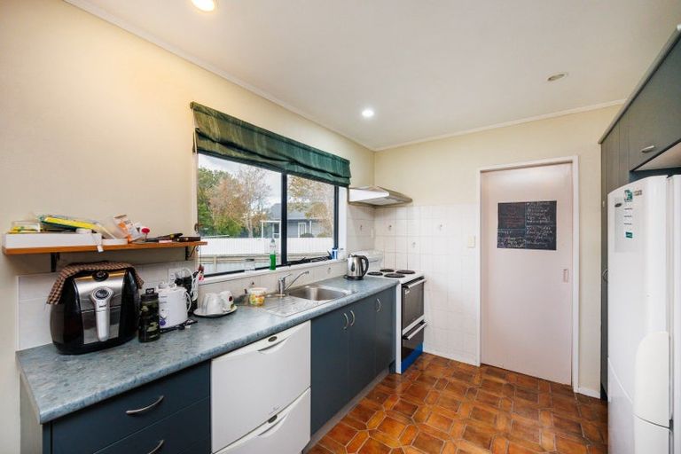 Photo of property in 28 Peppertree Glade, Kelvin Grove, Palmerston North, 4414