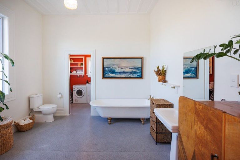 Photo of property in 2114 State Highway 56, Longburn, Palmerston North, 4477