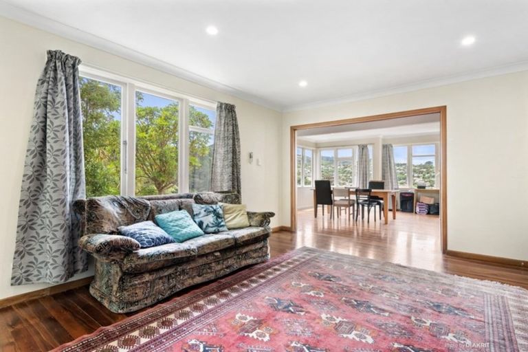 Photo of property in 14 Terawhiti Terrace, Karori, Wellington, 6012