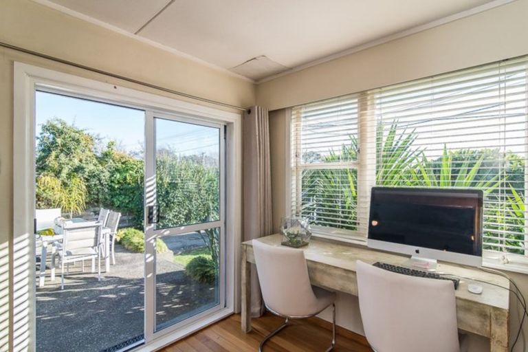 Photo of property in 88 Ngaio Road, Waikanae, 5036