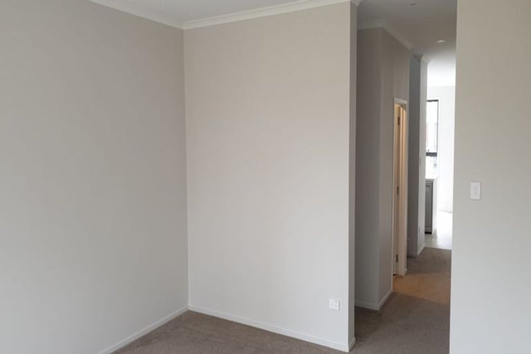Photo of property in 25 Pukewhero Rise, Westgate, Auckland, 0614