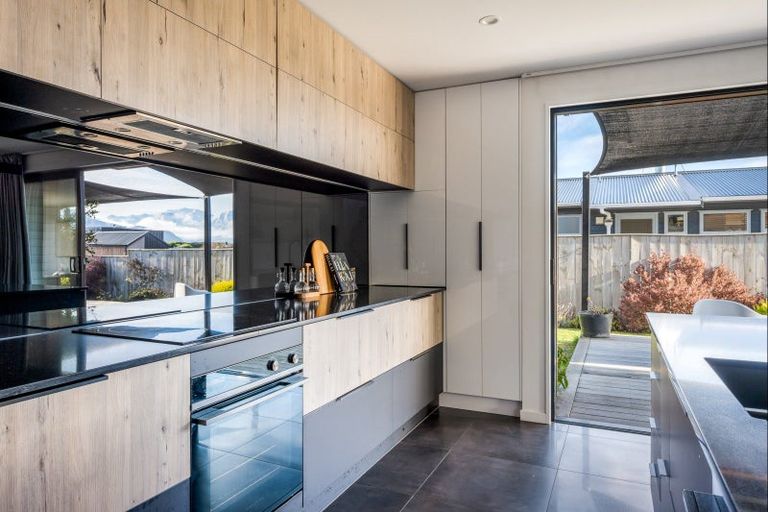 Photo of property in 251 Aubrey Road, Wanaka, 9305