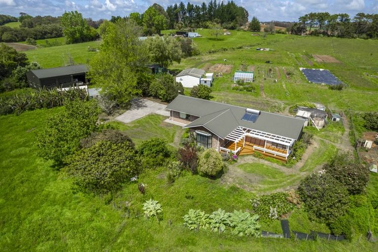 Photo of property in 81b Morley Road, Waiuku, 2681